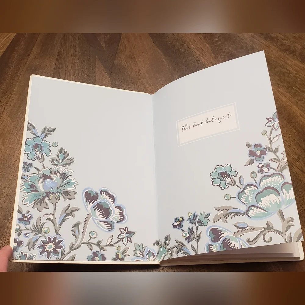 Vera Bradley Hardcover Journal with Embossed Pen – Blue Floral Pattern NWOT - Picture 5 of 9